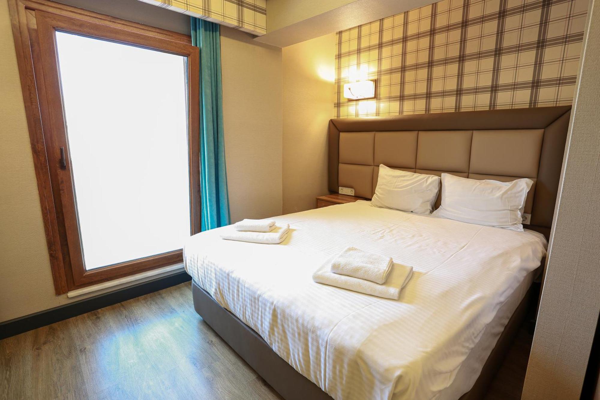 Turkuaz Hotel Истанбул Екстериор снимка