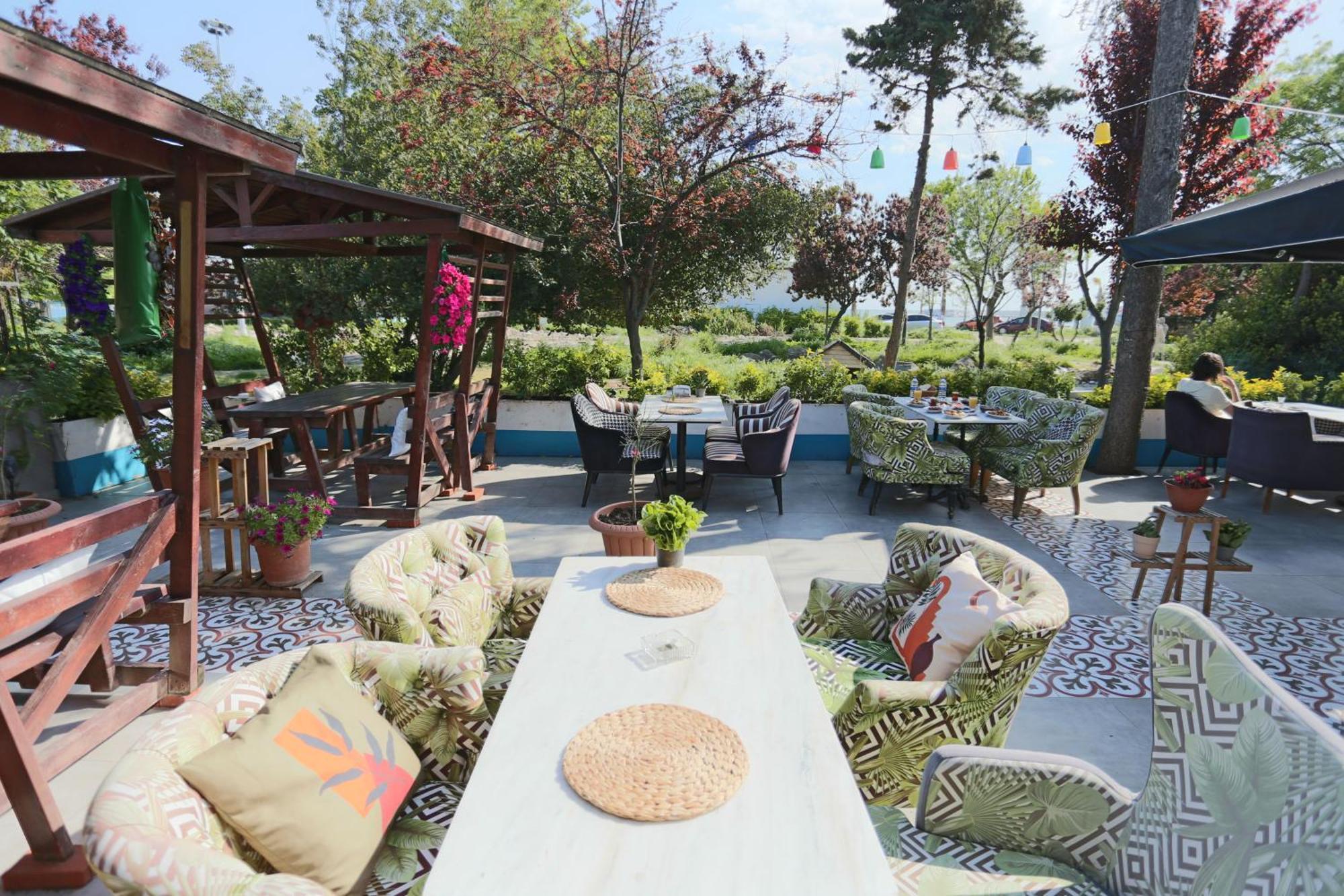 Turkuaz Hotel Истанбул Екстериор снимка