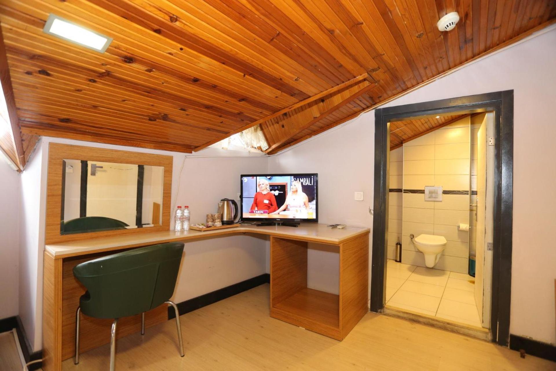 Turkuaz Hotel Истанбул Екстериор снимка