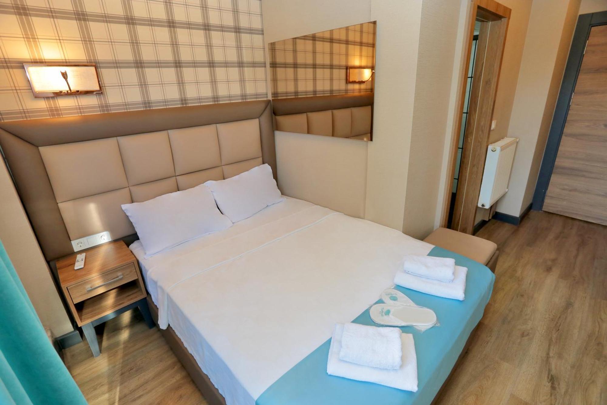 Turkuaz Hotel Истанбул Екстериор снимка